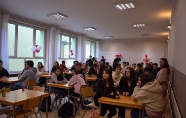 VIII Szkolny Konkurs o Niepodległej 7