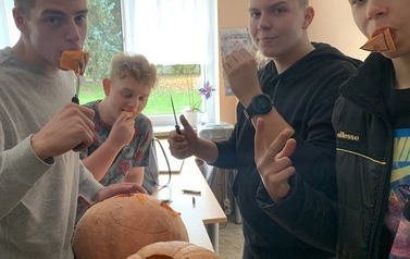 Czy szkoła jest straszna ? 1