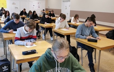 Konkurs Wiedzy o  HIV/AIDS 8