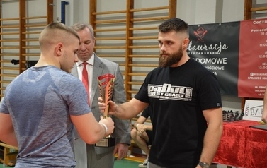 VI MIKOŁAJKOWY TURNIEJ WYCISKANIA SZTANGI LEZĄC 2022 3