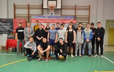 VI MIKOŁAJKOWY TURNIEJ WYCISKANIA SZTANGI LEZĄC 2022 6