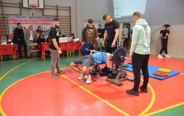 VI MIKOŁAJKOWY TURNIEJ WYCISKANIA SZTANGI LEZĄC 2022 24