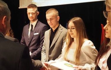 Pożegnanie maturzyst&oacute;w 2023 37