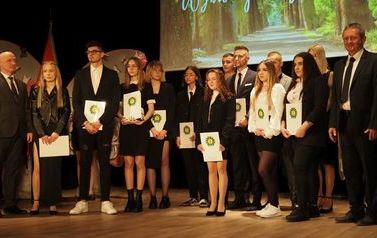 Pożegnanie maturzyst&oacute;w 2023 46