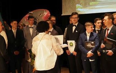 Pożegnanie maturzyst&oacute;w 2023 73