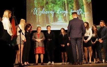 Pożegnanie maturzyst&oacute;w 2023 79
