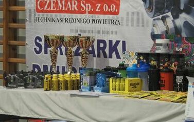 VII MIKOŁAJKOWY TURNIEJ WYCISKANIA SZTANGI LEZĄC 29