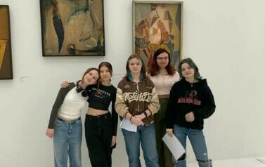 Happy Art Day! 40