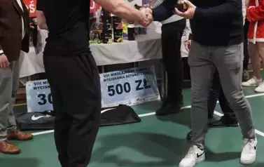 VIII MIKOŁAJKOWY TURNIEJ WYCISKANIA SZTANGI LEZĄC 3