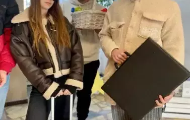 Karnawałowe szalone fryzury 22