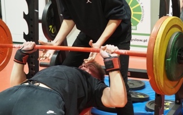 IX MIKOŁAJKOWY TURNIEJ WYCISKANIA SZTANGI LEŻĄC 18
