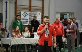 VII MIKOŁAJKOWY TURNIEJ WYCISKANIA SZTANGI LEZĄC 49