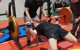 VIII MIKOŁAJKOWY TURNIEJ WYCISKANIA SZTANGI LEZĄC 17