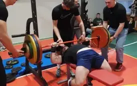 VIII MIKOŁAJKOWY TURNIEJ WYCISKANIA SZTANGI LEZĄC 24