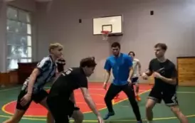 Walentynkowy Turniej Koszyk&oacute;wki 30