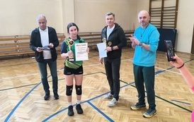 Sukces siatkarek z Rolnika 5