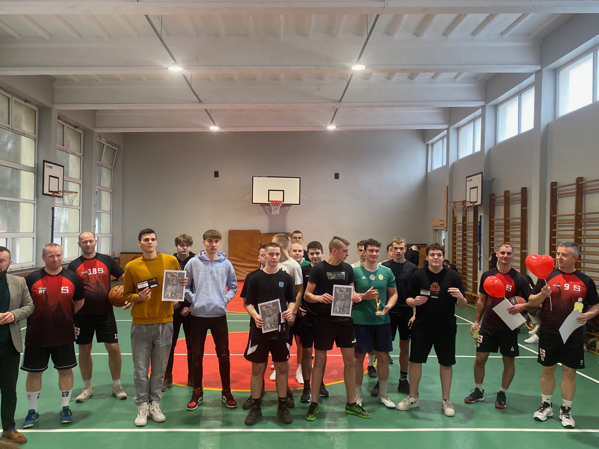 330791389_2194813780721600_5887972832161108309_n